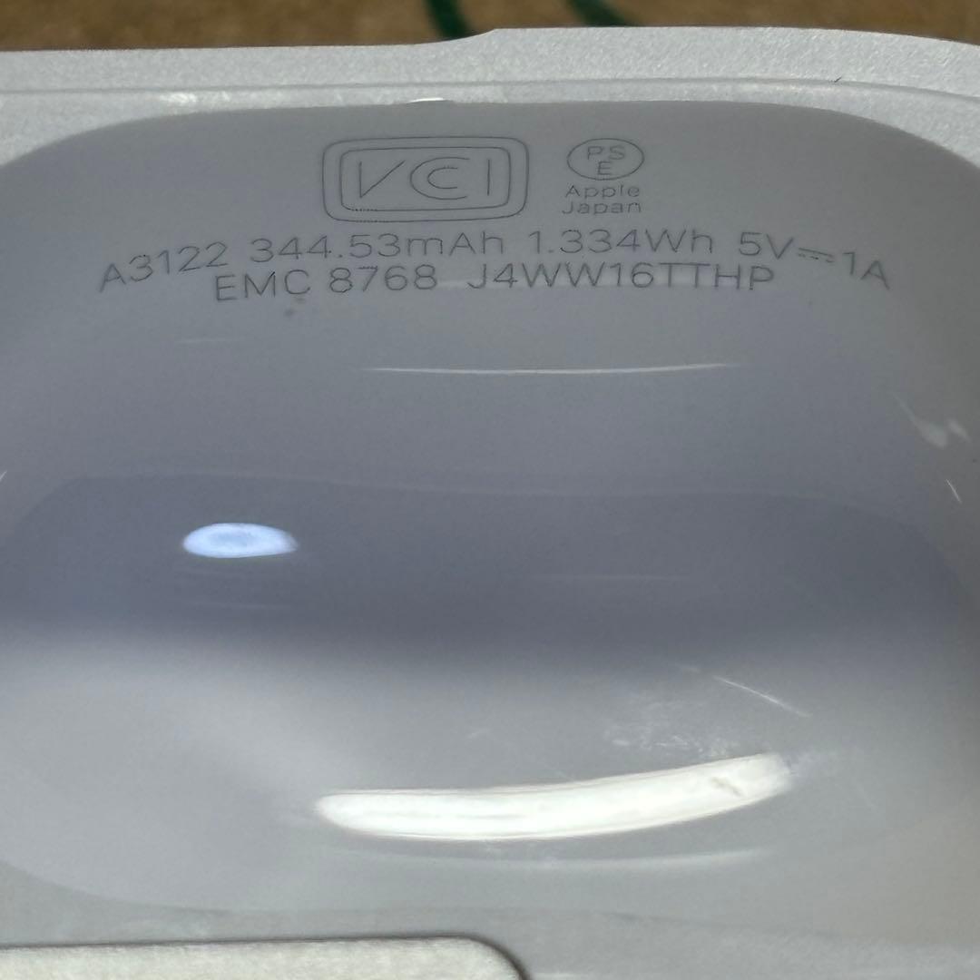 Apple AirPods Pro 第3世代 充電ケース A3122 美品