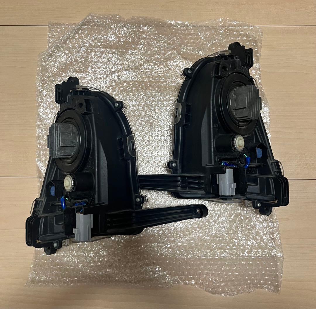 50プリウス前期純正フォグランプ