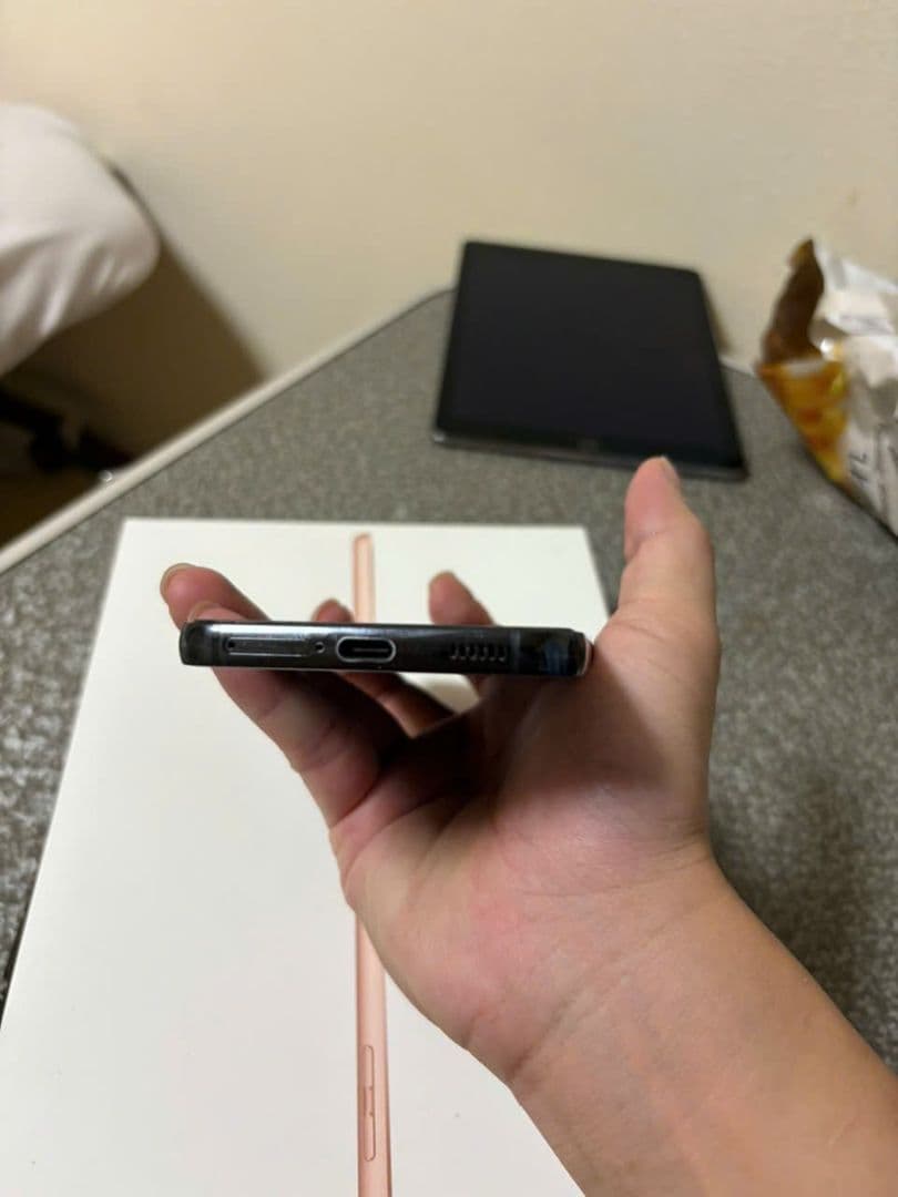 Samsung Galaxy S22 256GB SIMフリー