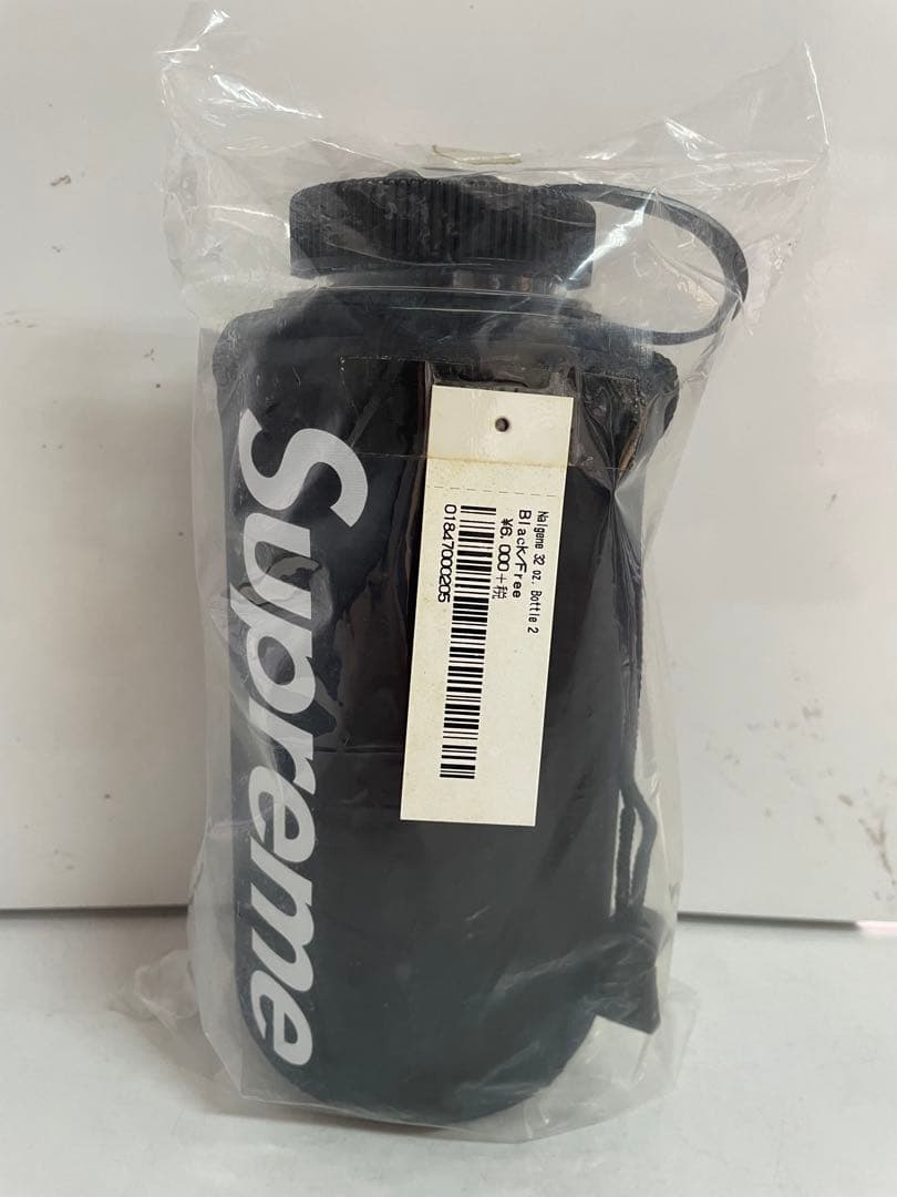 【全品最終値下げ中】 supreme Nalgane 32 oz Bottle