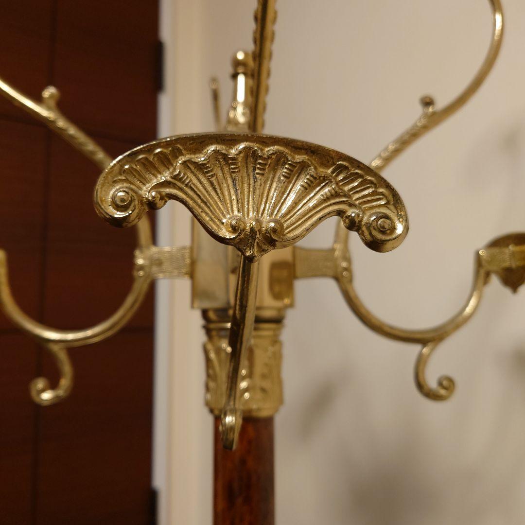 イタリア製　エレガントな真鍮と大理石柄ポールハンガー