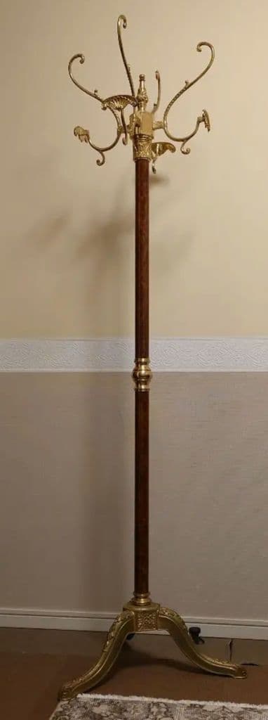 イタリア製　エレガントな真鍮と大理石柄ポールハンガー