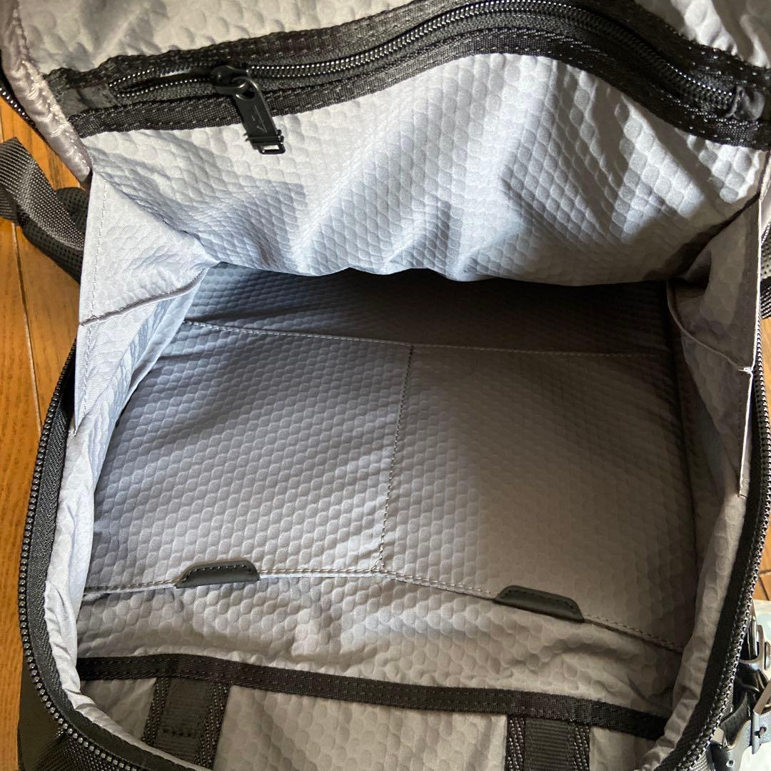 極美品トゥミアルファブラボー　ダイナミック黒