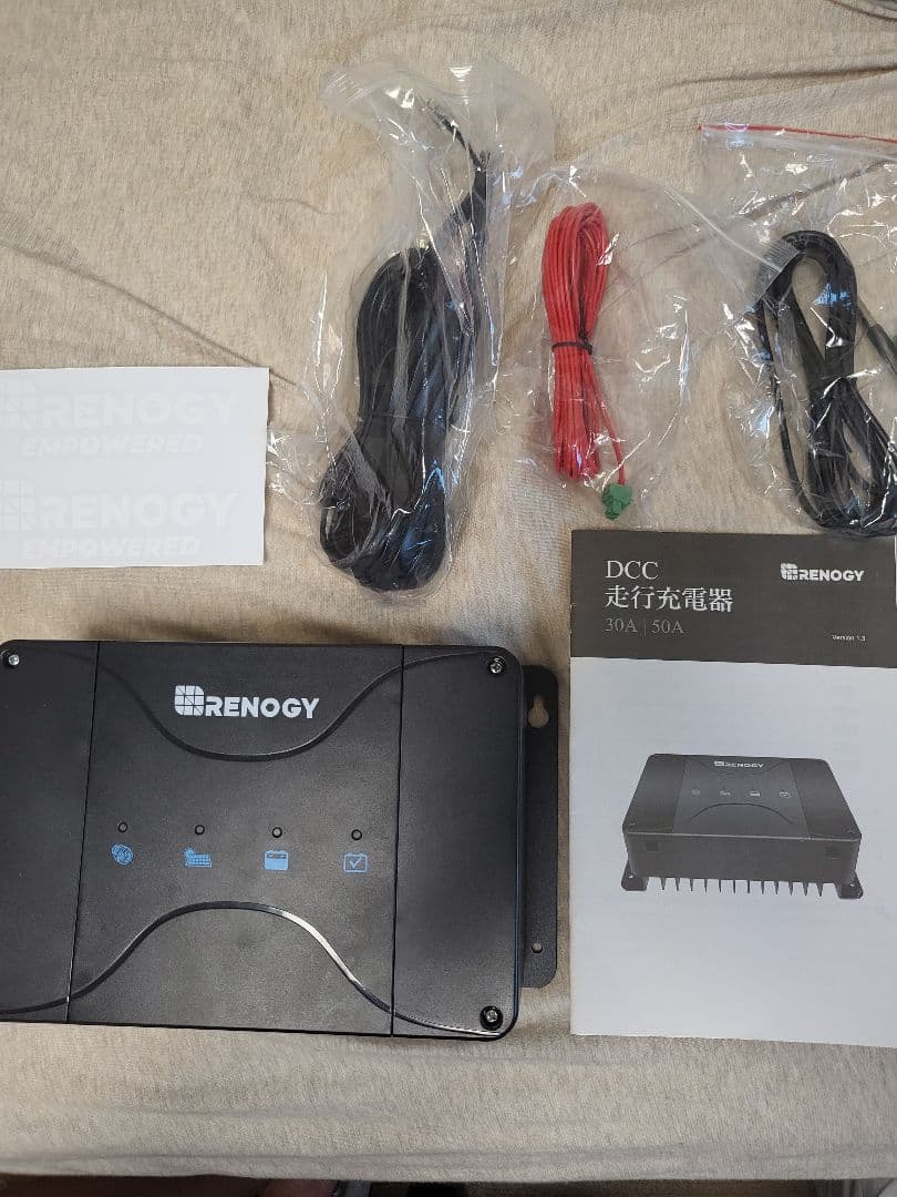 【パピコ】RENOGY DCC MPPT 走行充電器　12V30A