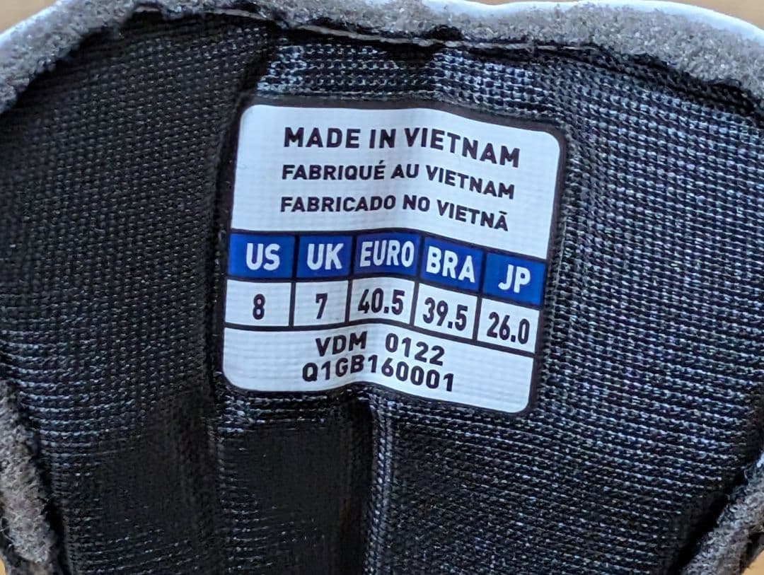 最終価格！！新品・未使用・箱付き ミズノ モレリア FT ブラック 26.0cm