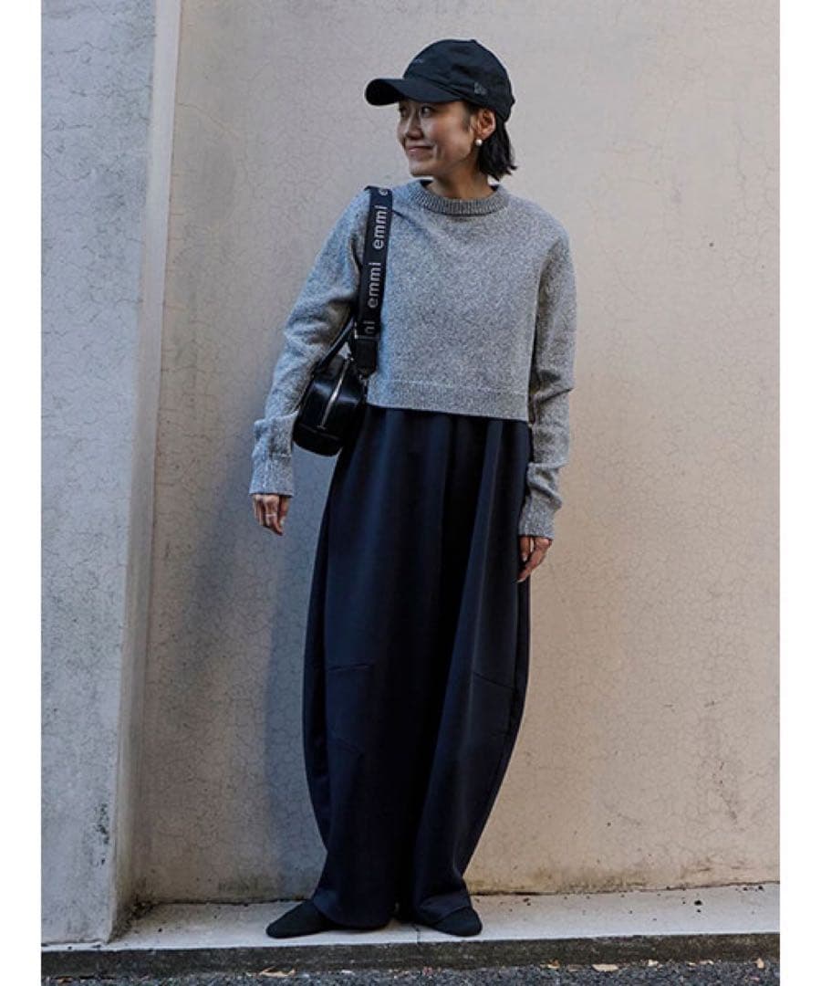 完売品 【新品未使用】 emmi オールインワン ネイビー サロペット