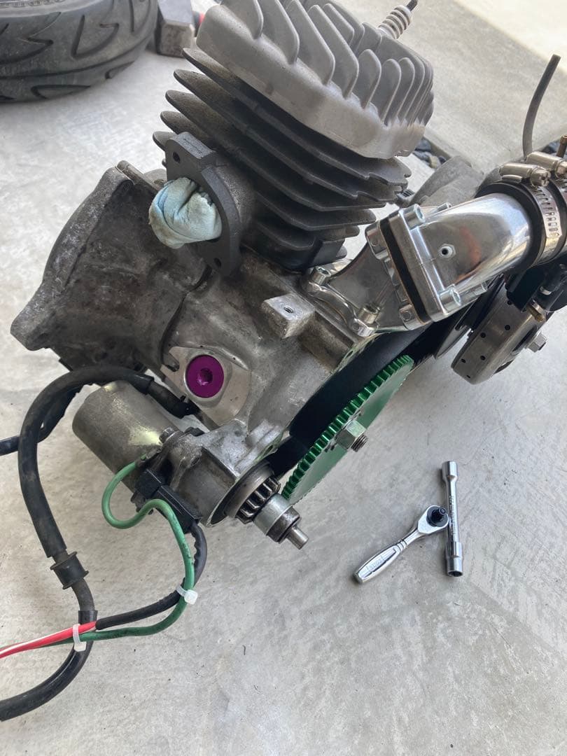 スーパーディオ太軸エンジンカスタムパーツ多数