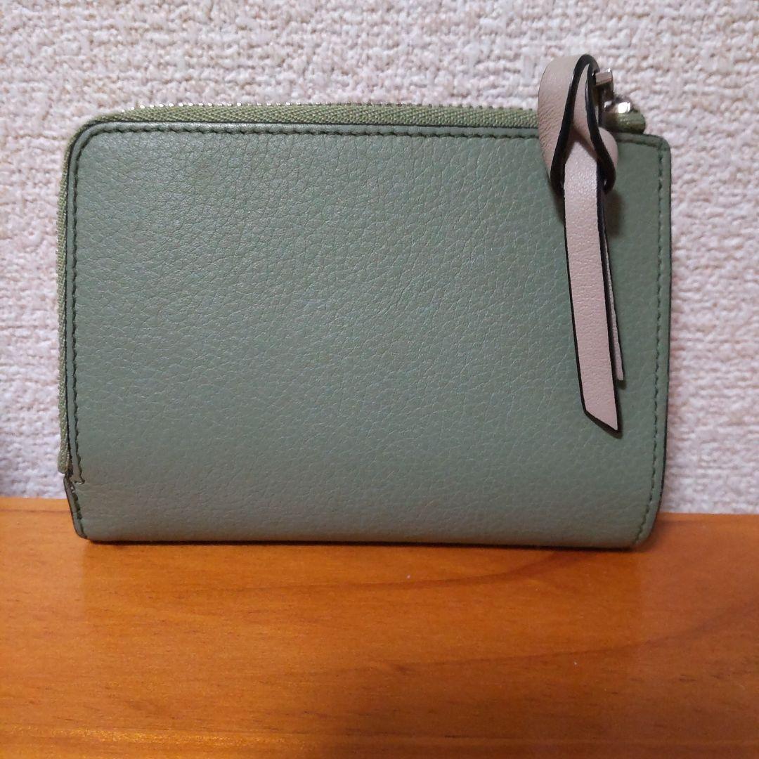 ロエベ　折り財布　スリムジップバイフォールドウォレット　アナグラム　グリーン