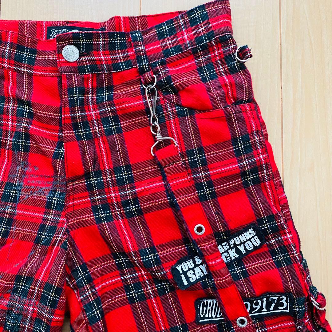 【M∀D GirL】サスペンダーつきショートパンツ｜赤チェックＭサイズ