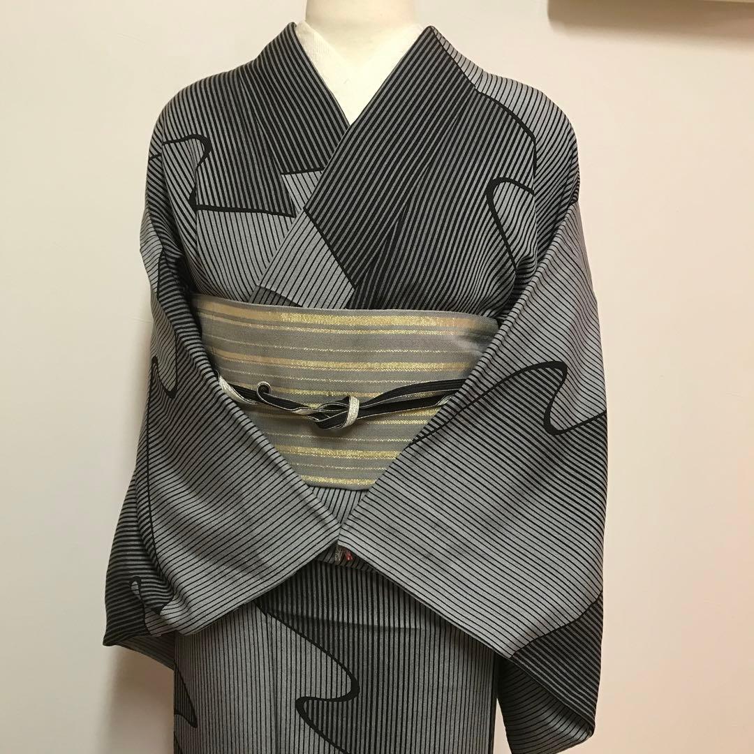 総柄のかっこいい着物　縞　流水　グレー　ブラック　パーティ　やまと謹製⭐️