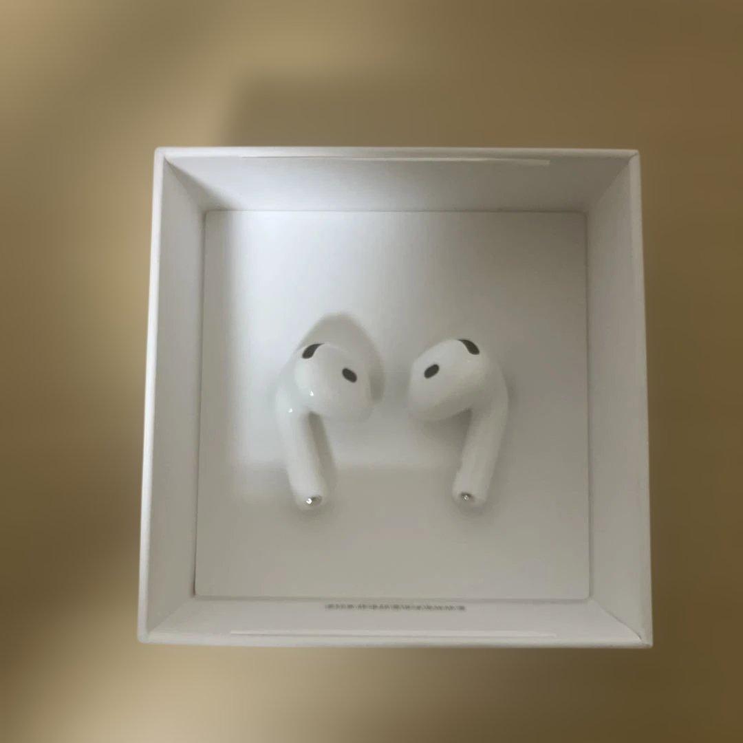 ノイズキャンセリング搭載AirPods4本体iFace clearケース付き