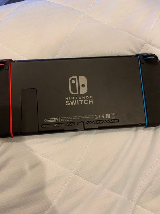 ニンテンドースイッチ　本体