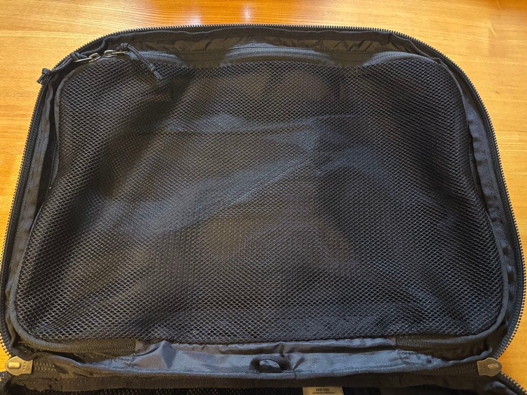 バッグ Patagonia MLC 22L Black Hole Micro MLC