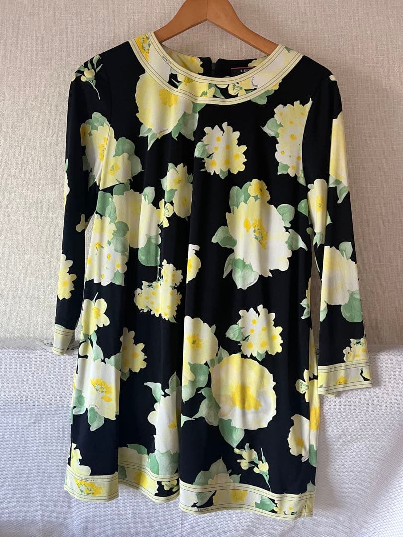 美品⭐️レオナール⭐️カンカン⭐️花柄トリム⭐️七分袖チュニック⭐️サイズ42