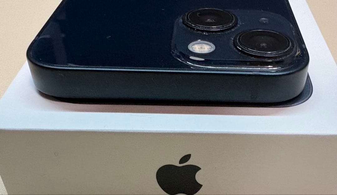 M*e様 【シャッター音なし】iPhone13mini 香港版 A2628