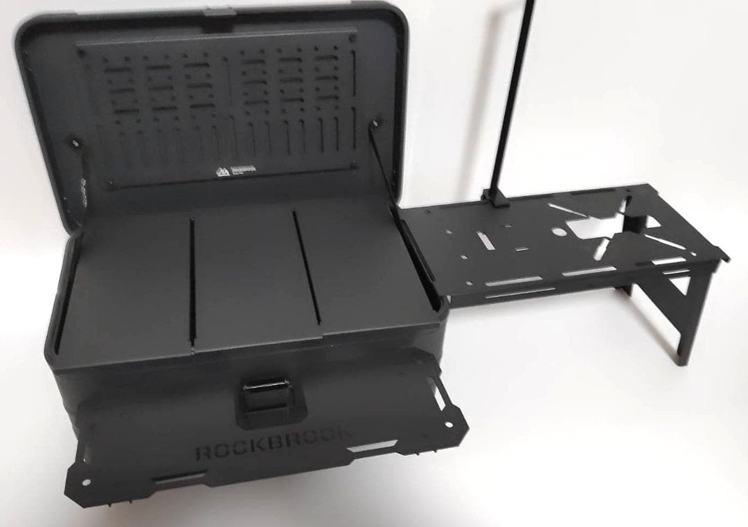 新品送料込み　 アルミコンテナ　30L　フルカスタム　ブラックカラー　キャンプ