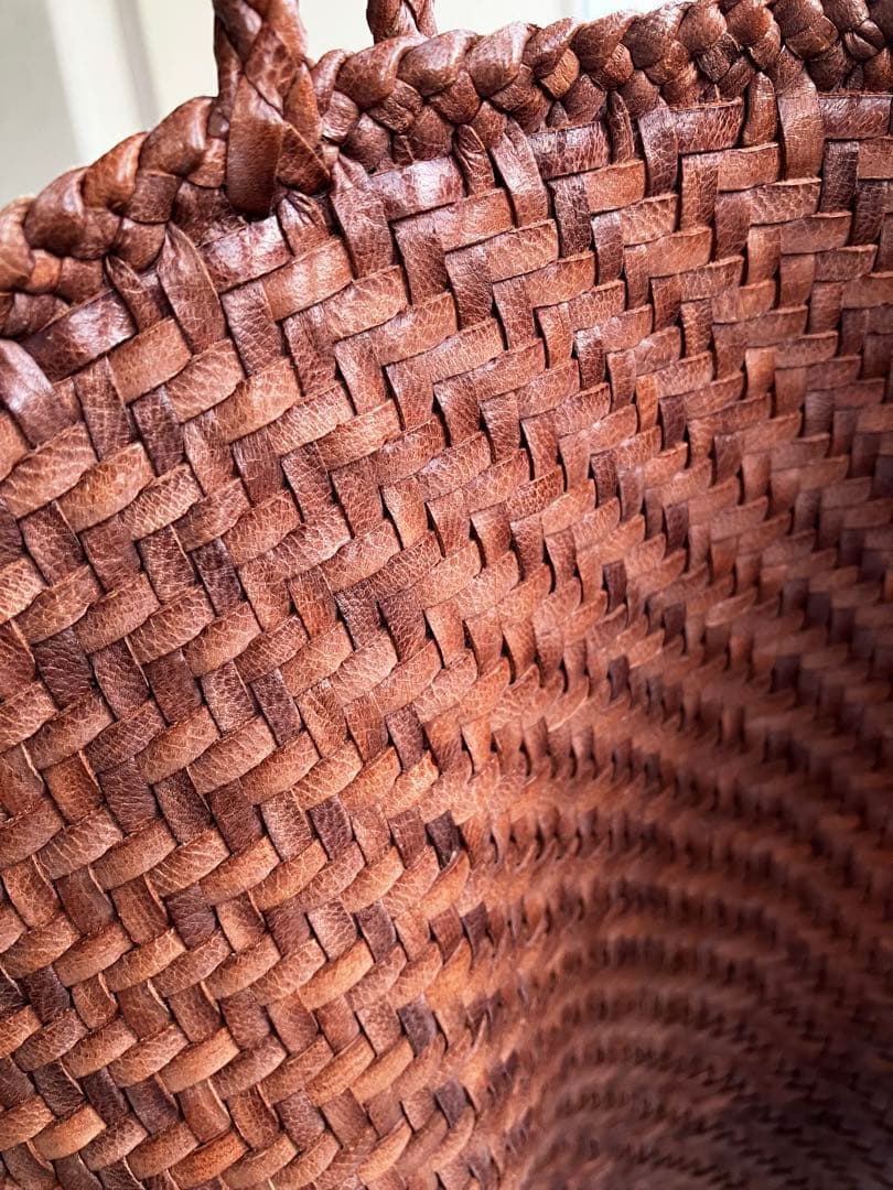 Craig for human womanピンクグレージュかごバッグDRAGON