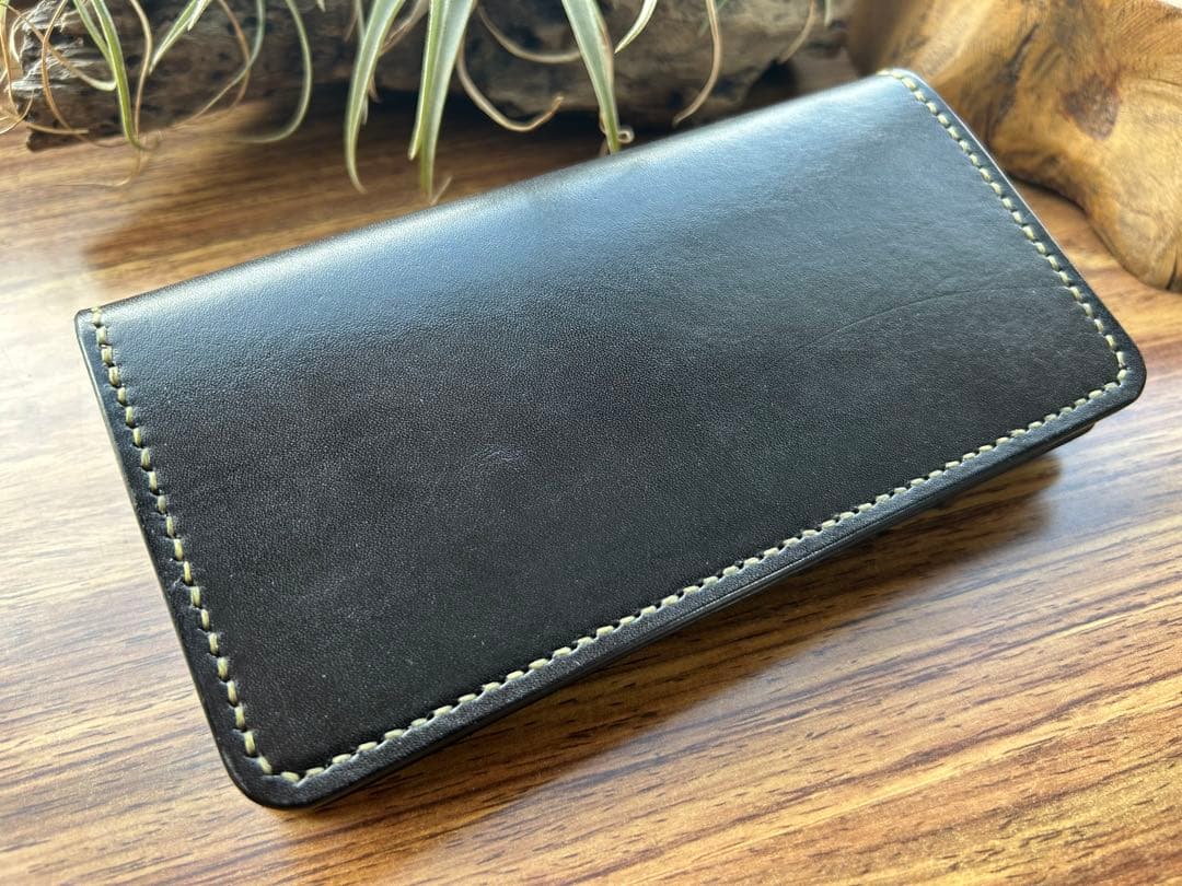 牛ヌメ革 トラッカーウォレット ロング 手染めブラック 手縫い　ハンドメイド