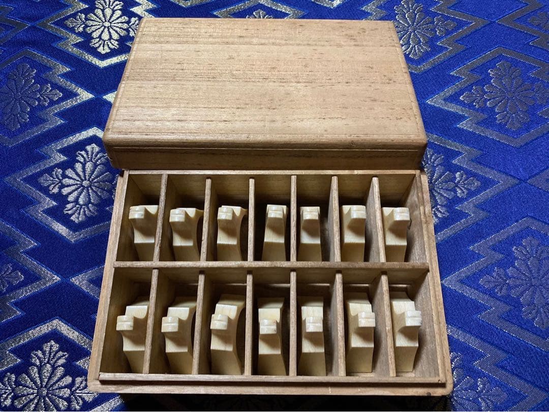 ★琴柱　14個セット　木箱入り　筝柱 琴 お琴 和楽器