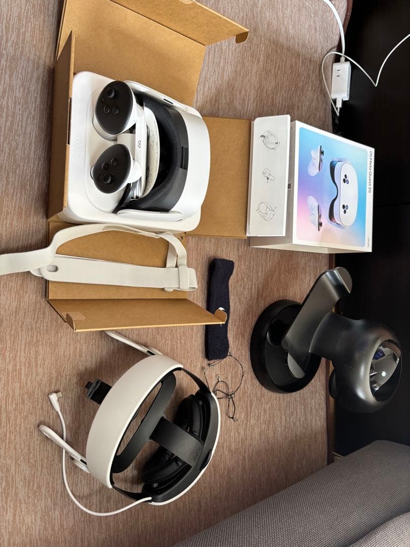 【美品】 Quest 3S 128GB VRヘッドセット&快適セット