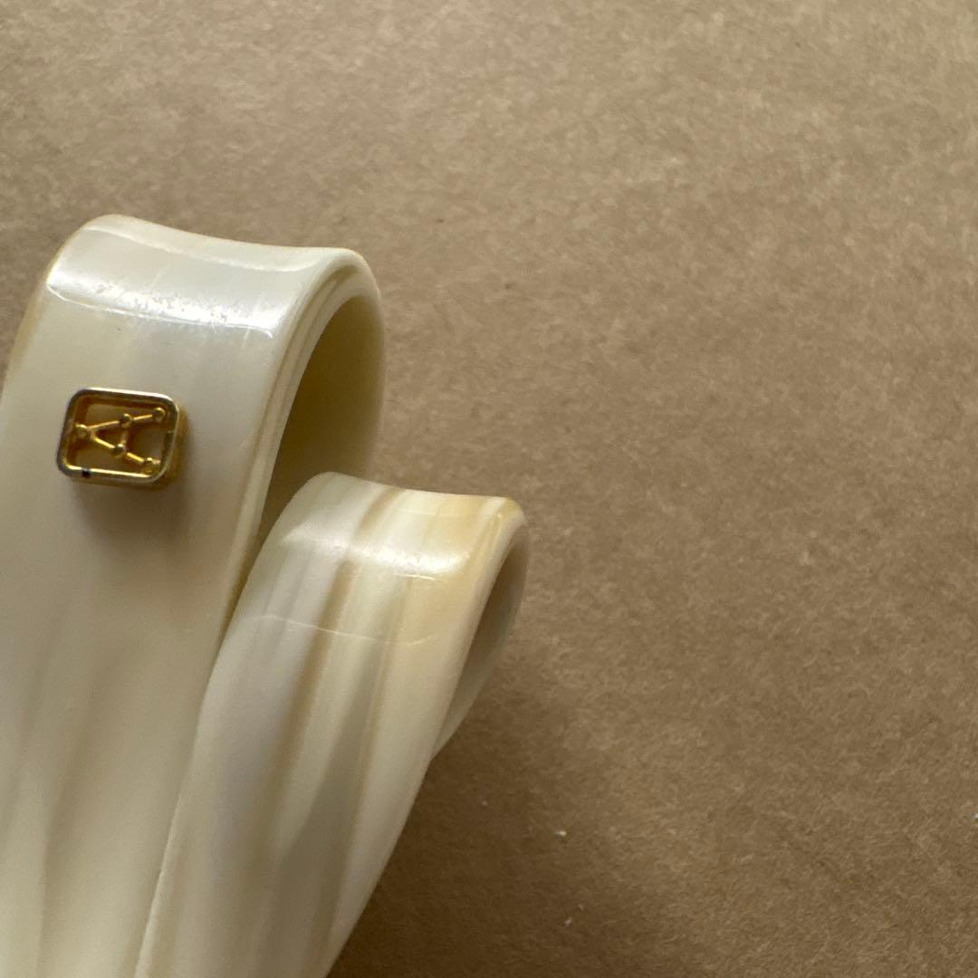 ALEXANDRE DE PARIS ホワイトヘアピン