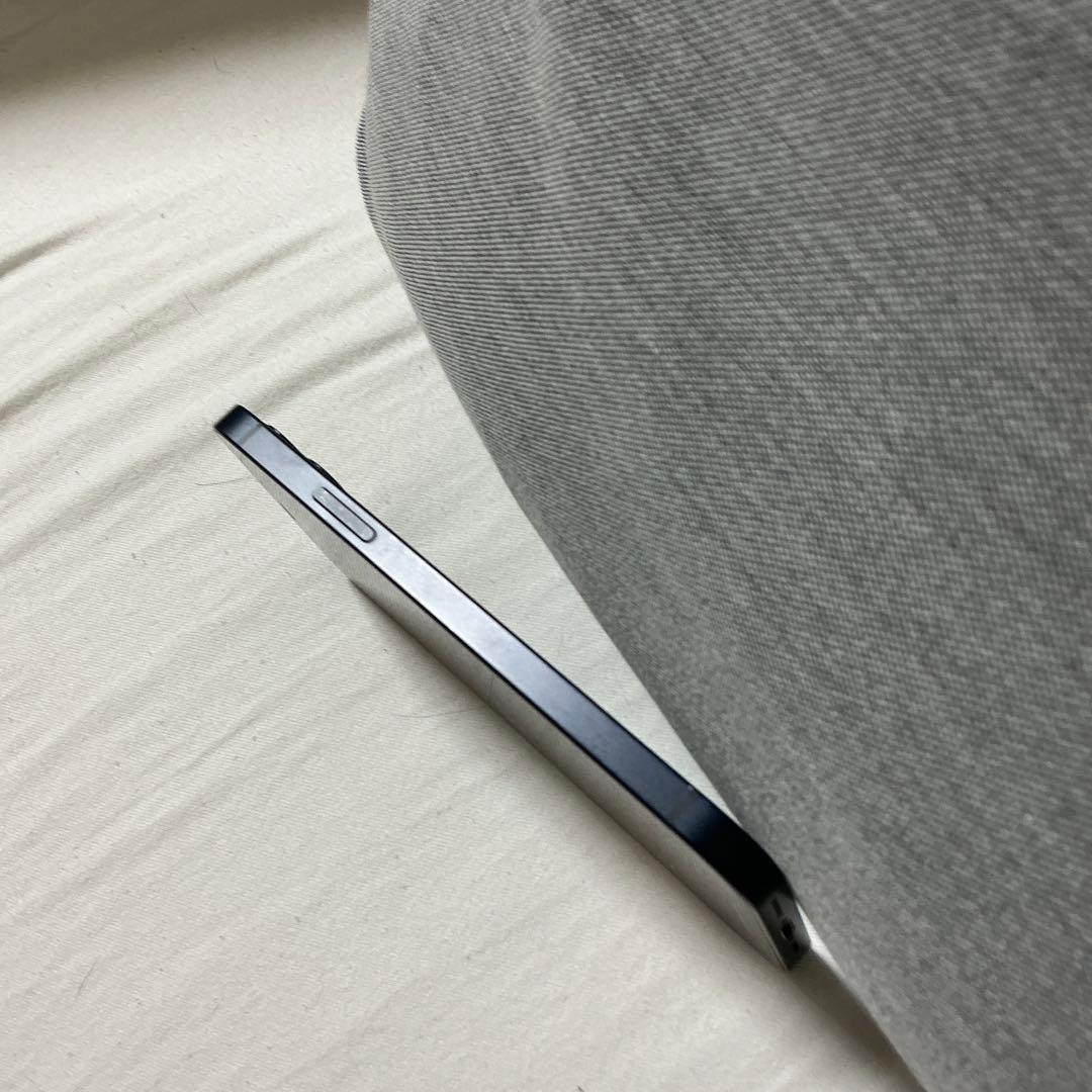 【美品】Apple iPhone 12 ブラック 64G SIMフリー 送料無料