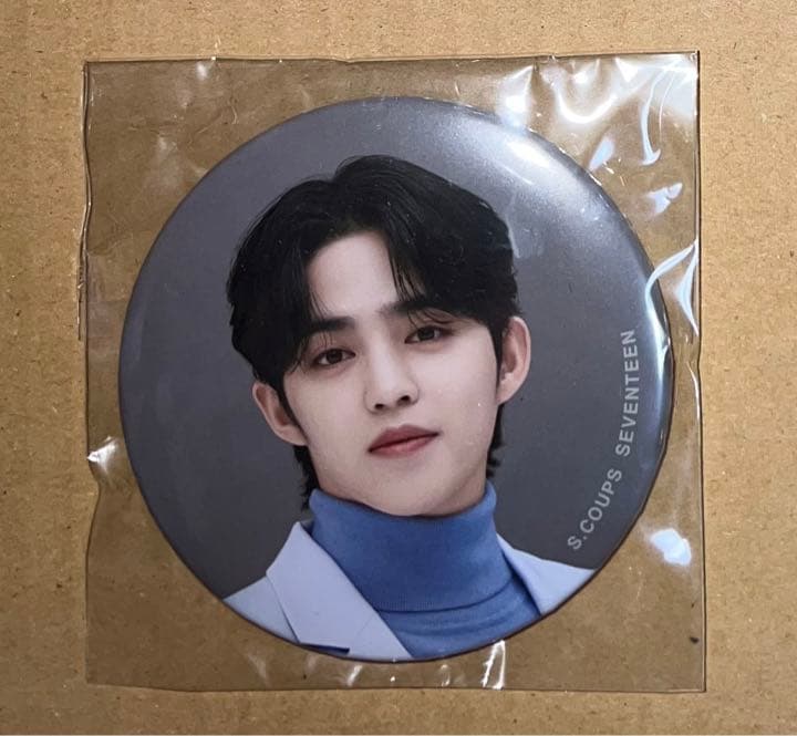 HARE 缶バッジ エスクプス