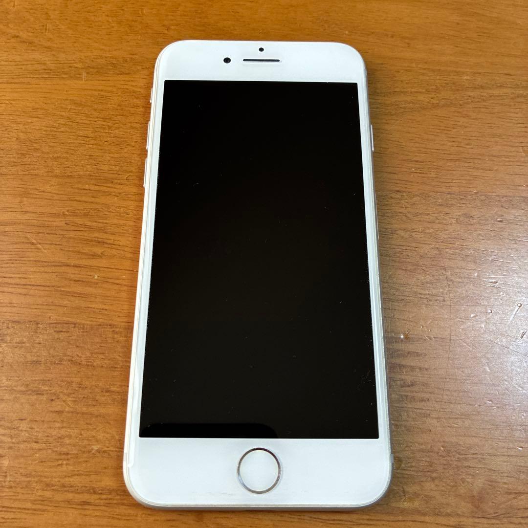 Apple iPhone 8 64GB ホワイト　本体