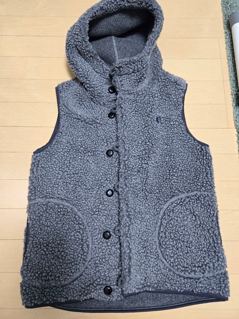 美品 GYMPHLEX BOA HOODED VESTアーバンリサーチドアーズ