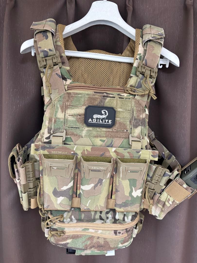 AGILITE K19タイプ　レプリカプレートキャリア　実物ポーチ付き