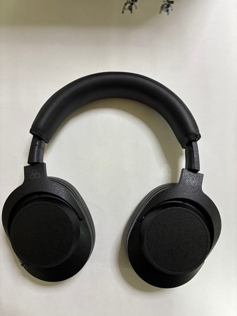 final UX5000 ワイヤレスヘッドホン