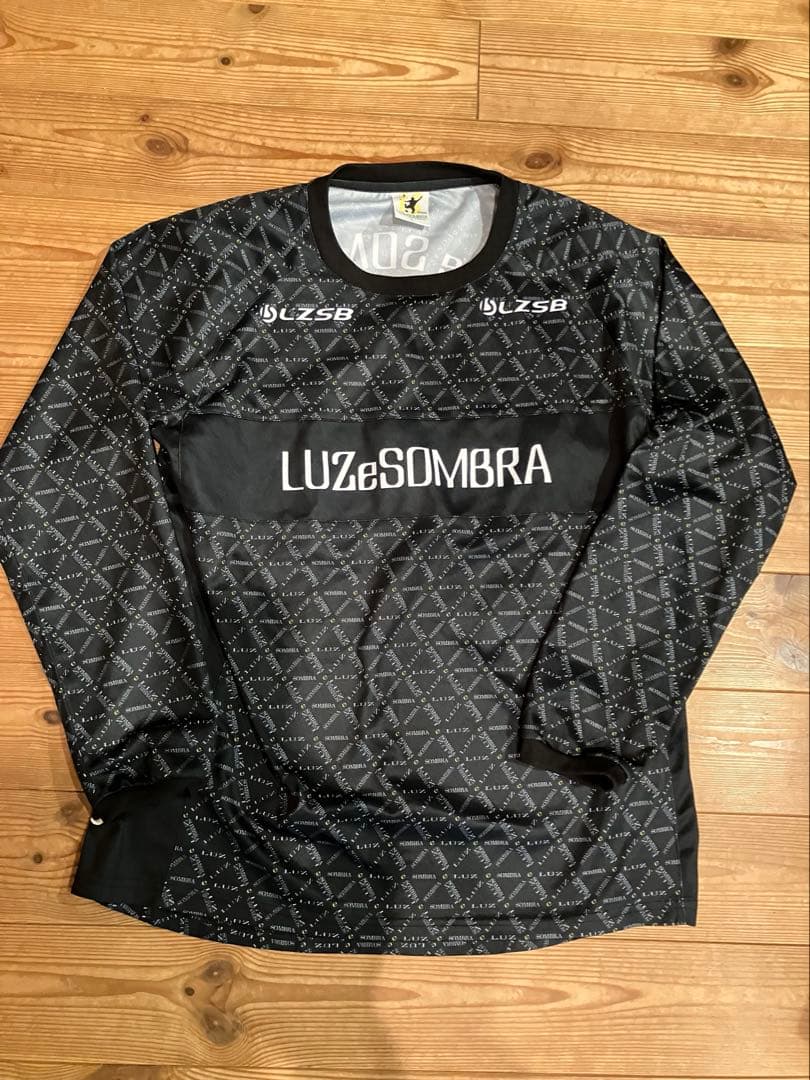 ルースイソンブラ　プラシャツセットアップ