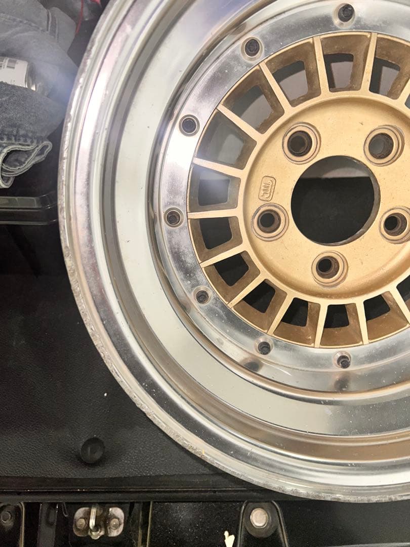 フォーカスレーシング復刻2本5穴14インチ