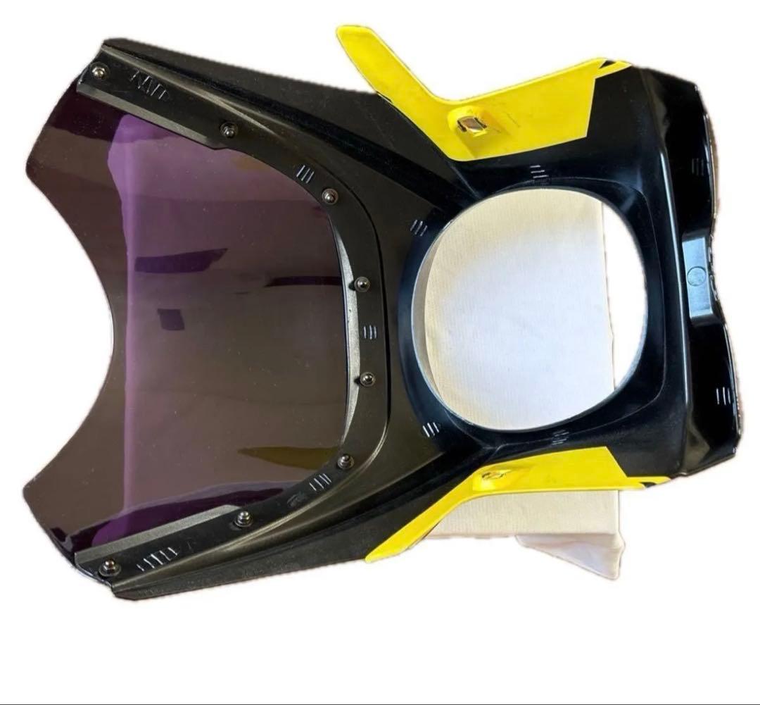 Z900RSイエローボール　ビキニカウル