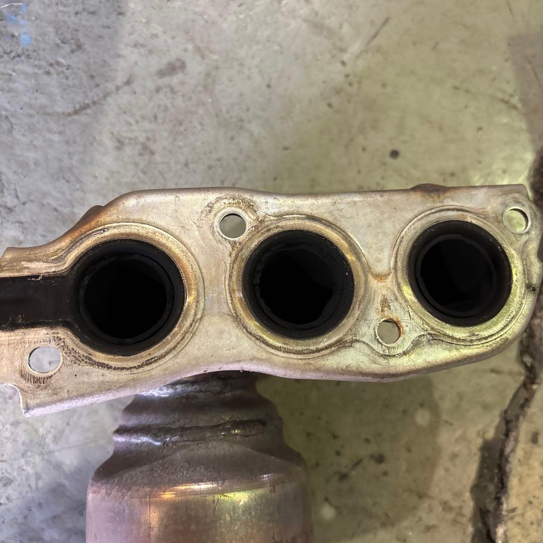 触媒　ミライース　L300S