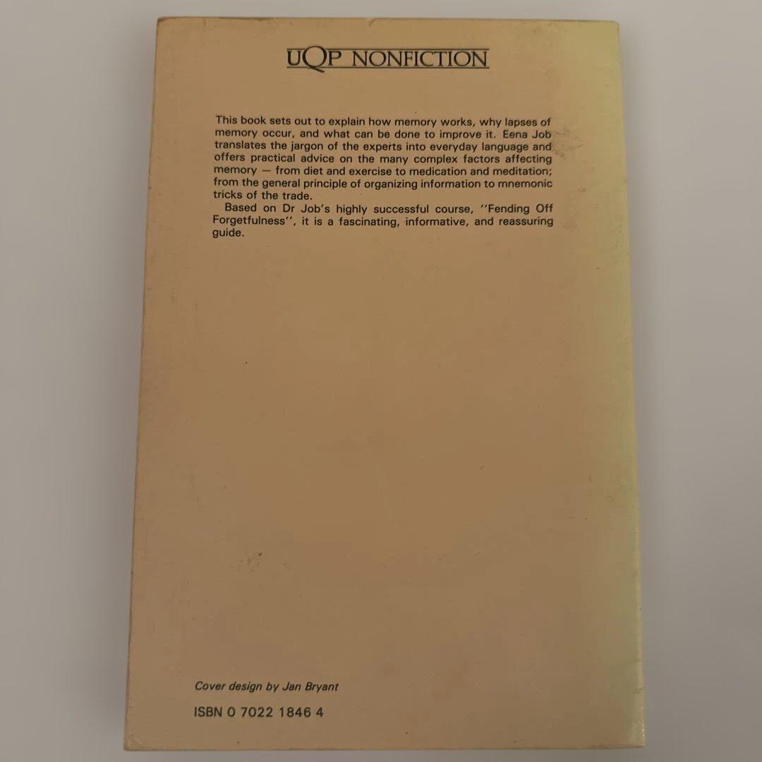 洋書 Fending Off Forgetfulness: Eena Job