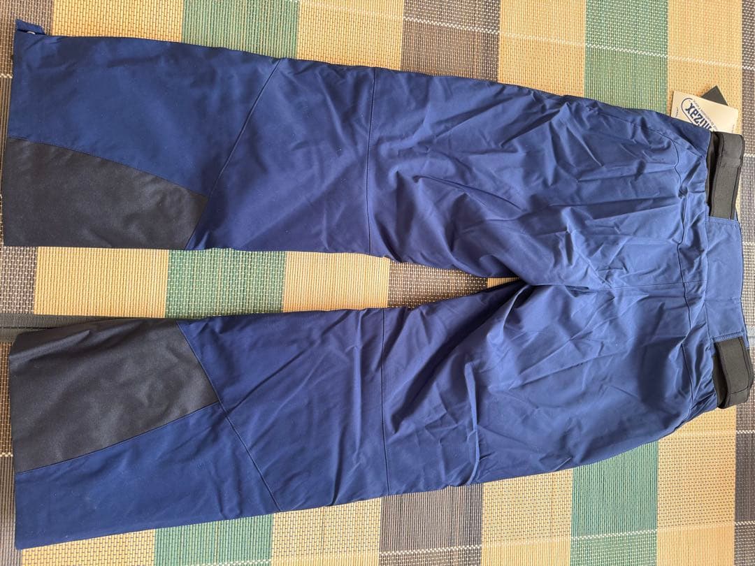 未使用品　ゴールドウィン　スキーウェア　ソリッド　ワイド パンツ Goldwin