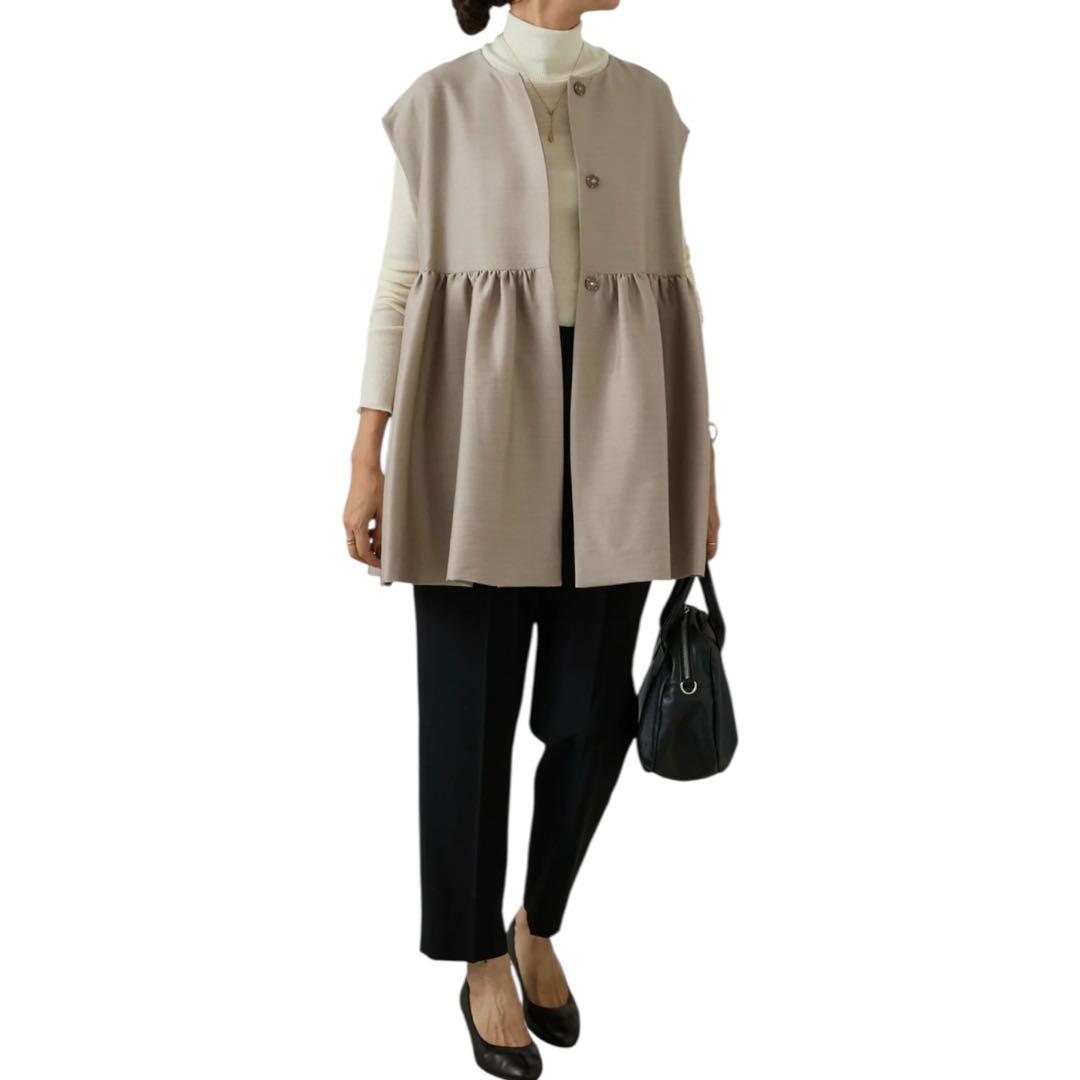 美品　今期　ビアズリー　ギャザージレ　LIVETART ベージュ　フリーサイズ