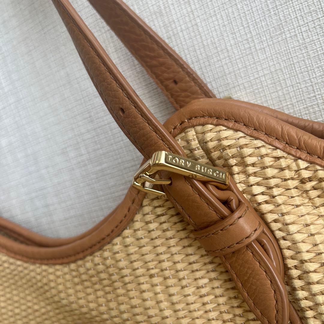 Tory Burch トリーバーチ　かごバッグ トートバック　ベージュ　A4