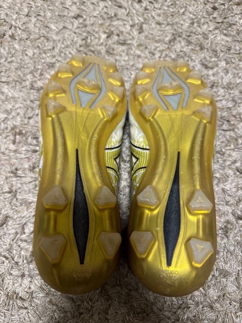 ミズノアルファ サッカーシューズ 24.0cm mit