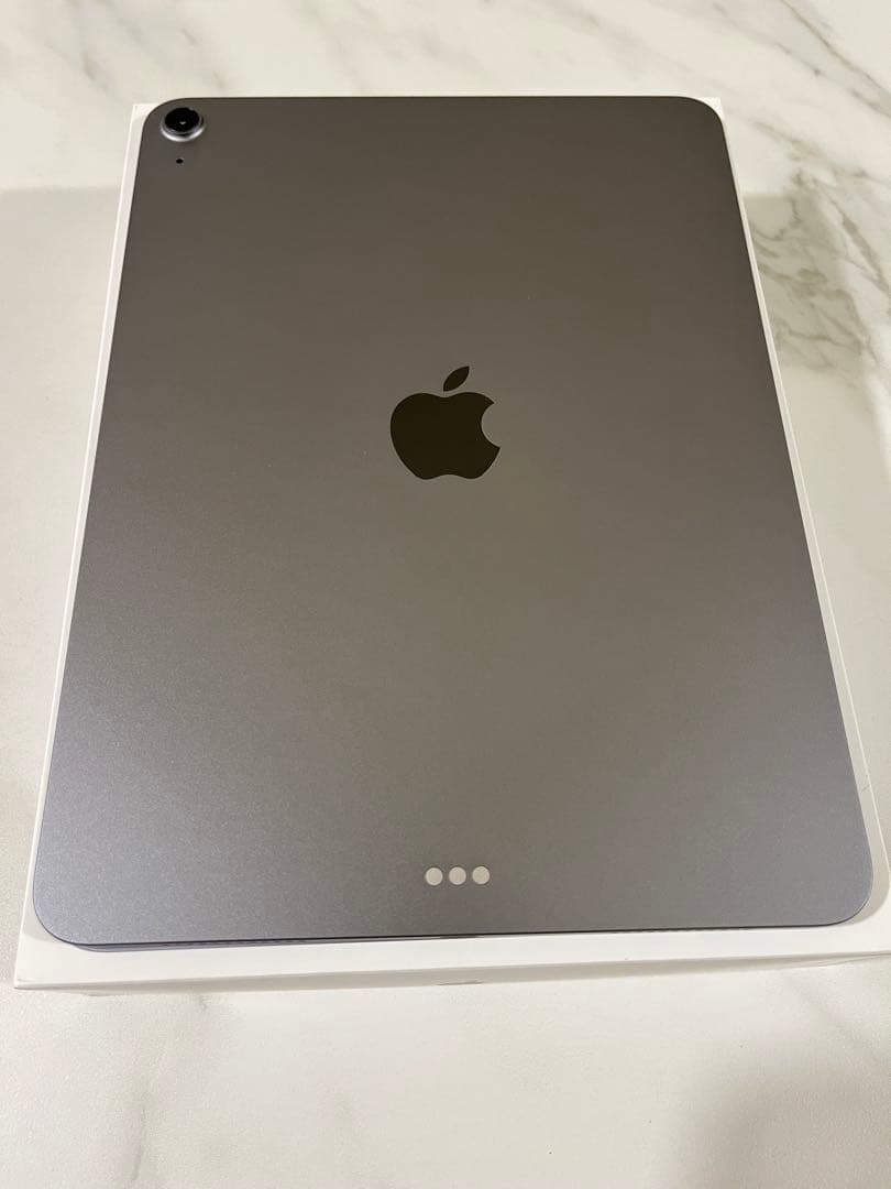 「極美品」11インチiPad Air(M3) Wi-Fi、箱、充電器、ケース付き