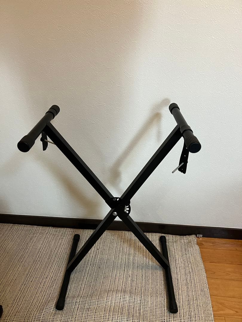 【美品】CASIO CasioTone 61鍵 レッド(スタンド付き)