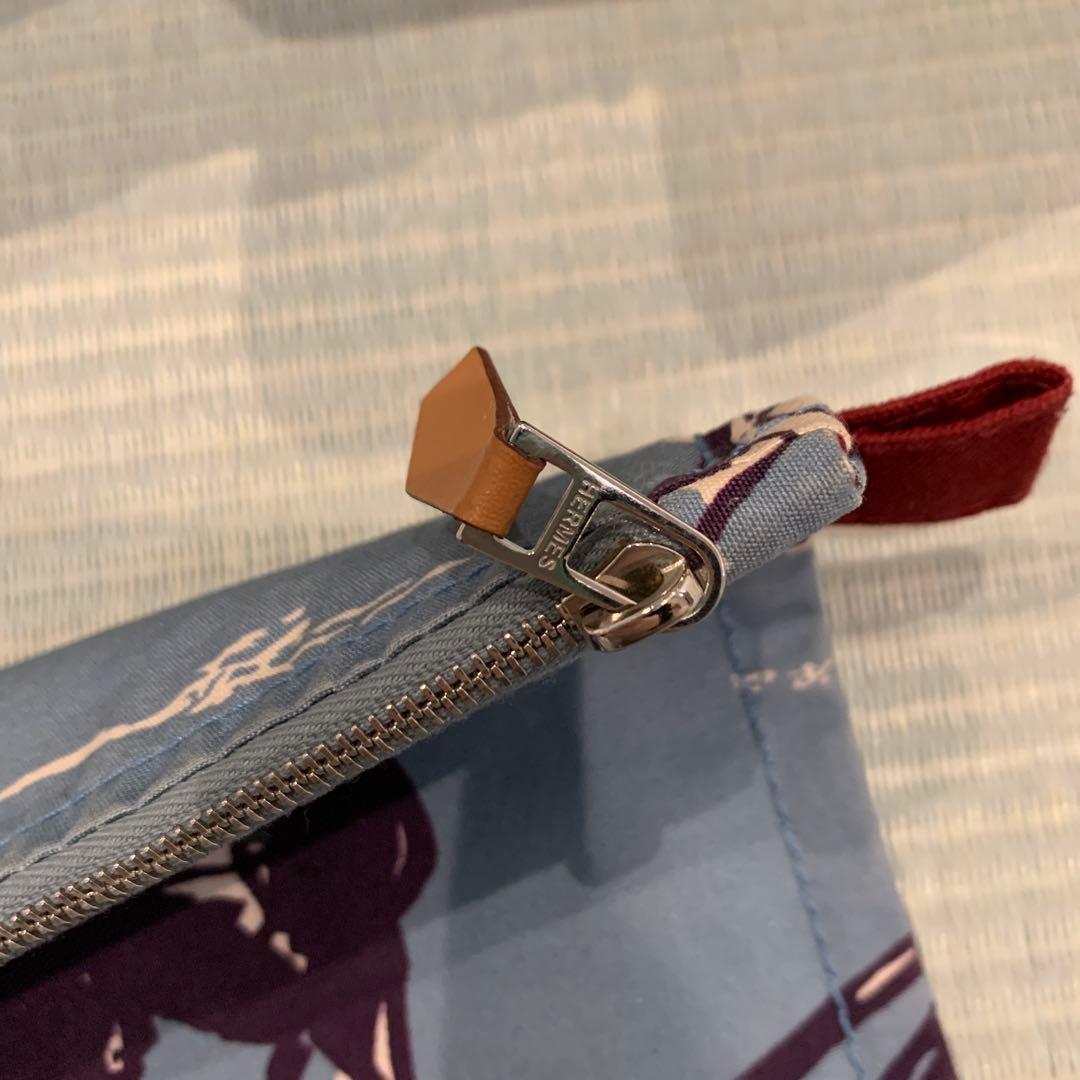 Y*i様 エルメス　クッション2個　ポーチつき　馬と騎手デザイン　箱なし