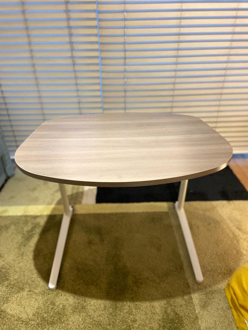 パーソナル テーブル ライブス ノート PC テレワーク シェアオフィス カフェ