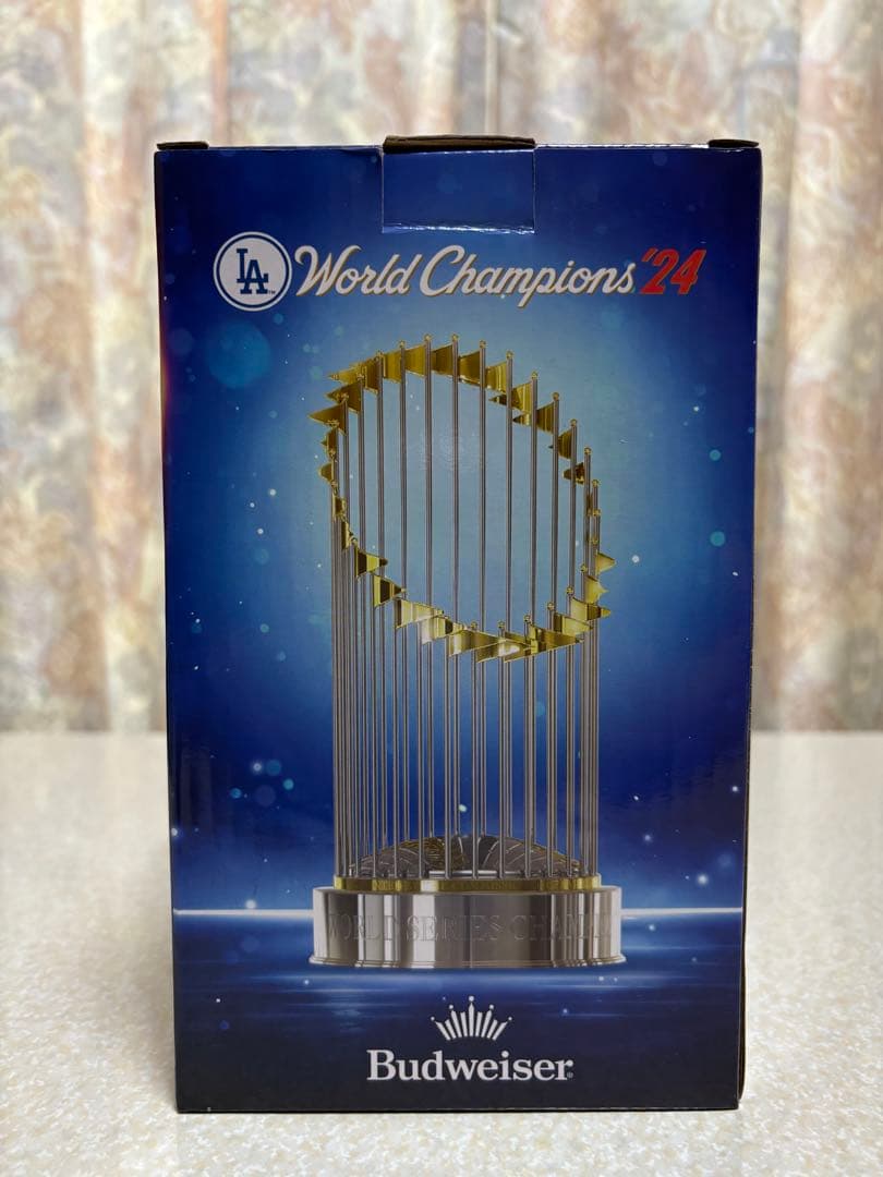ロサンゼルス・ドジャース ワールドシリーズトロフィー レプリカ 2024