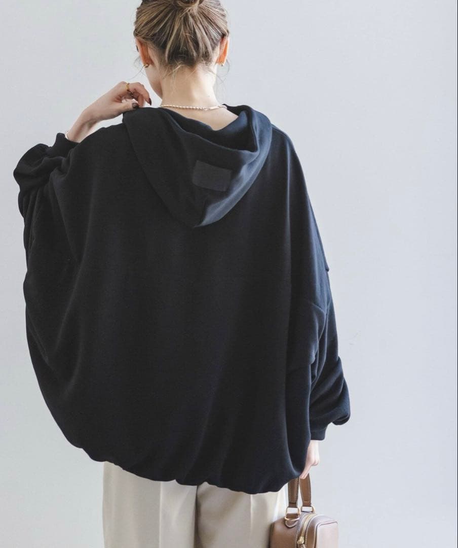 トップス COG THE BIGSMOKE/LINDA PUFFY FOODIE