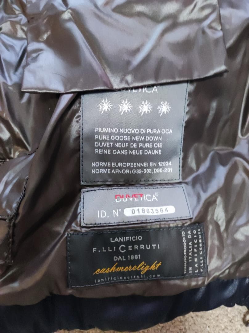 美品 デュベティカ ダウンベスト FEBEDUE 紺 40 レディースL 544