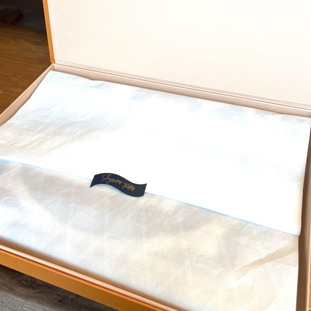 【新品未使用】LOUIS VUITTON マフラー・LV メダリオン