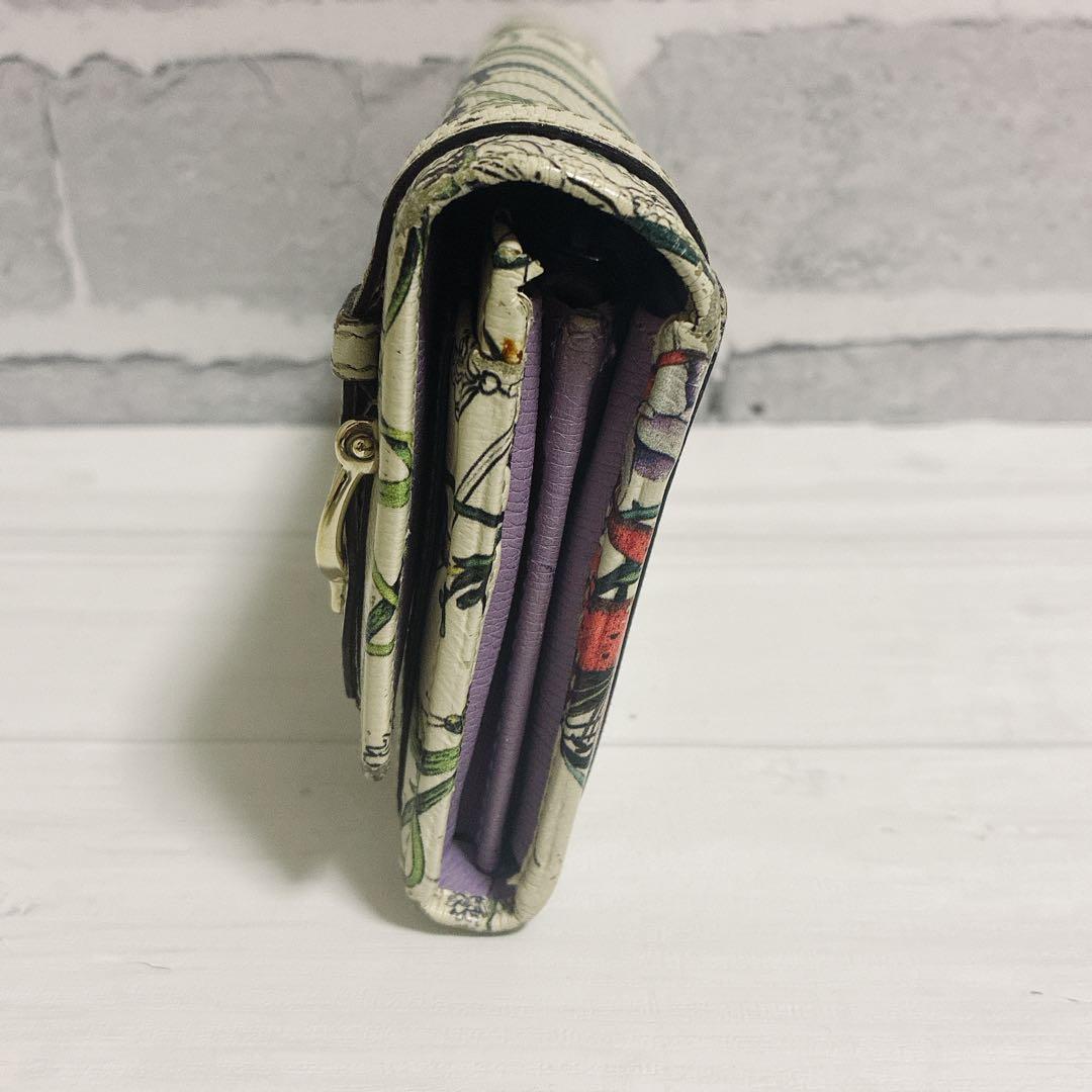 GUCCI　長財布　フローラ　ゴールド金具　レザー　白　花柄