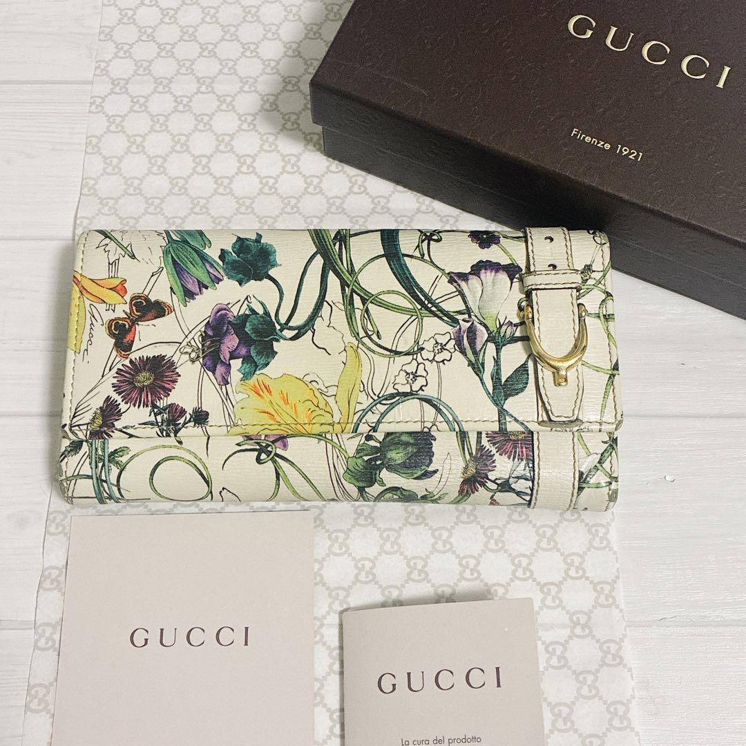 GUCCI　長財布　フローラ　ゴールド金具　レザー　白　花柄